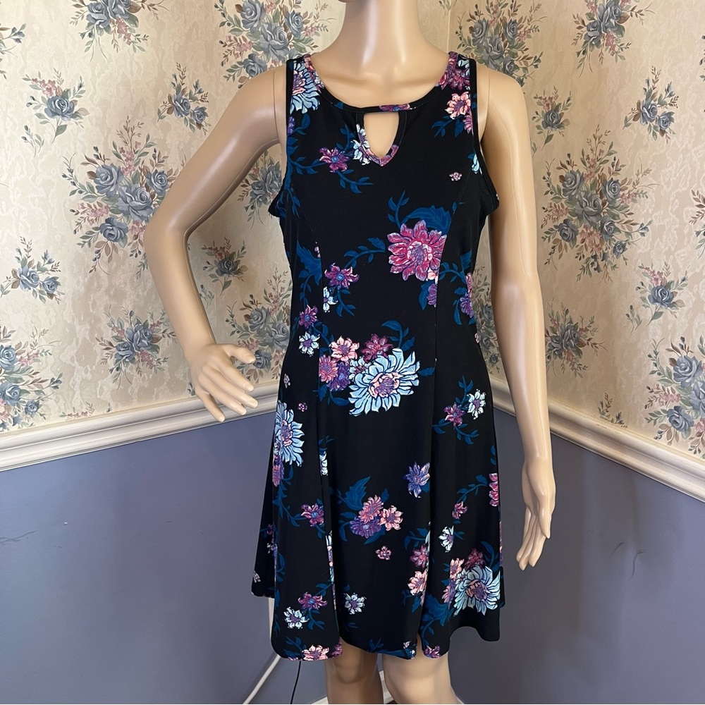 Mudd Fit and Flare Black Floral Stretchy Dress, Size S